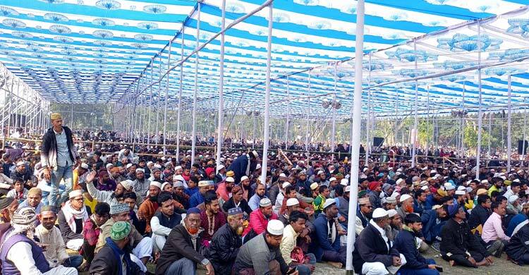 লালমনিরহাটে আজহারীর মাহফিলে মোবাইল চুরি, নারীসহ আটক ২২